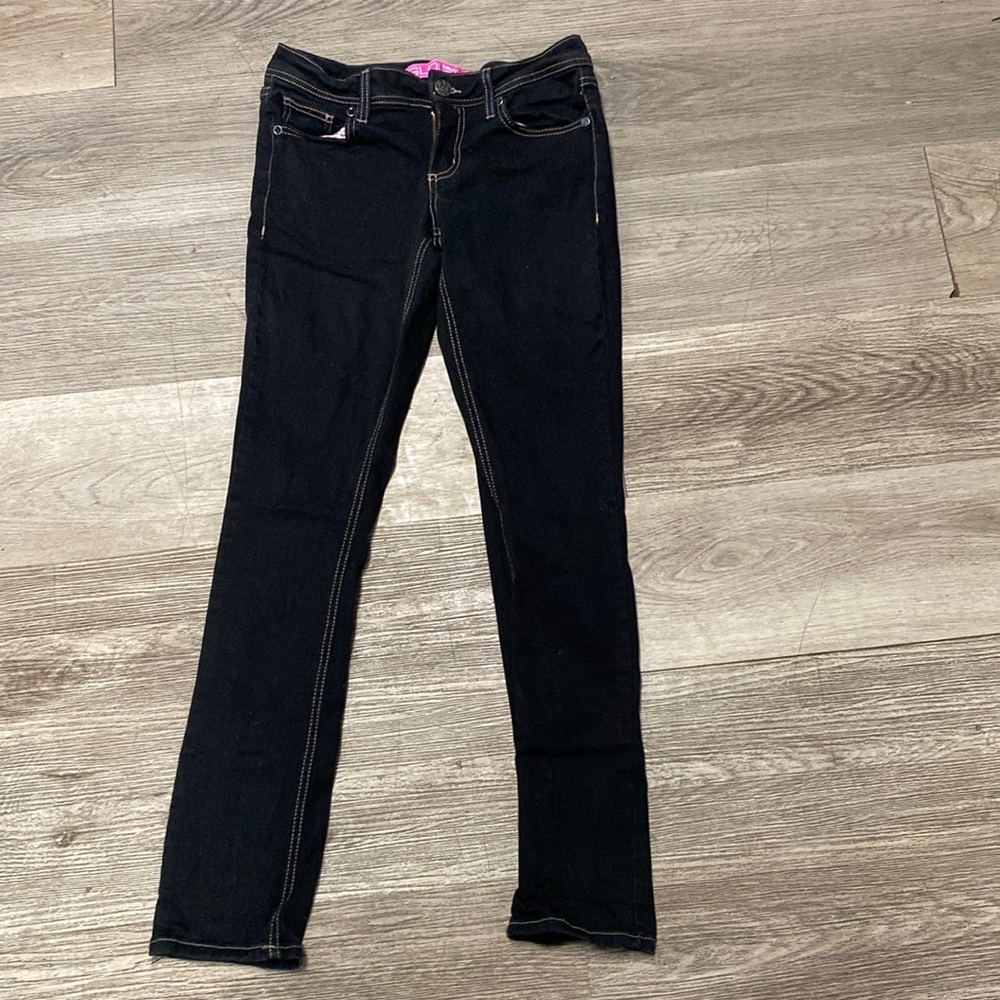 Glo Lowrise Skinny Jeans